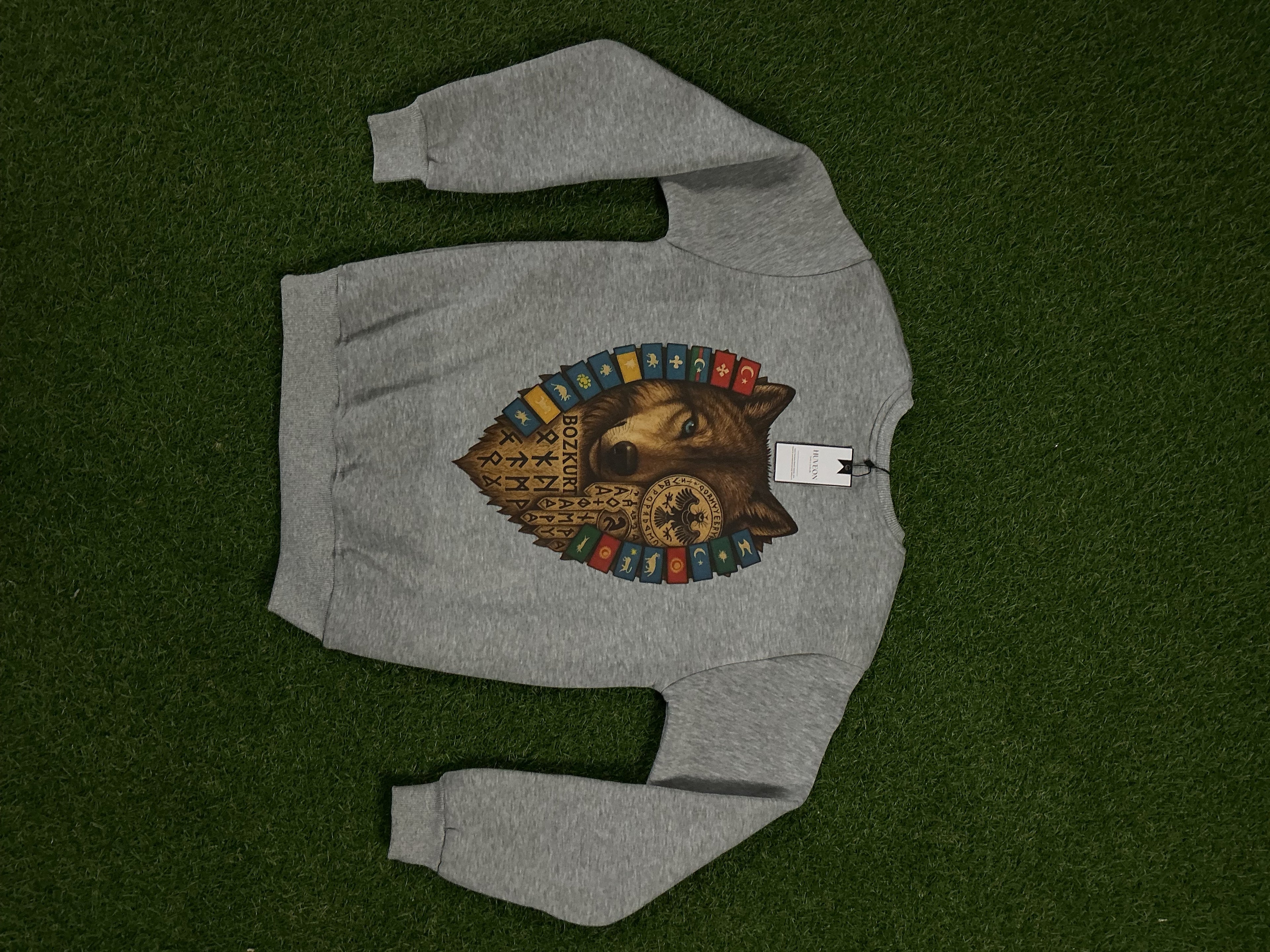 Turan Kurt Tasarımlı Bisiklet Yaka Sweatshirt – Gri & Antrasit | Güçlü ve Sade Stil TKB1