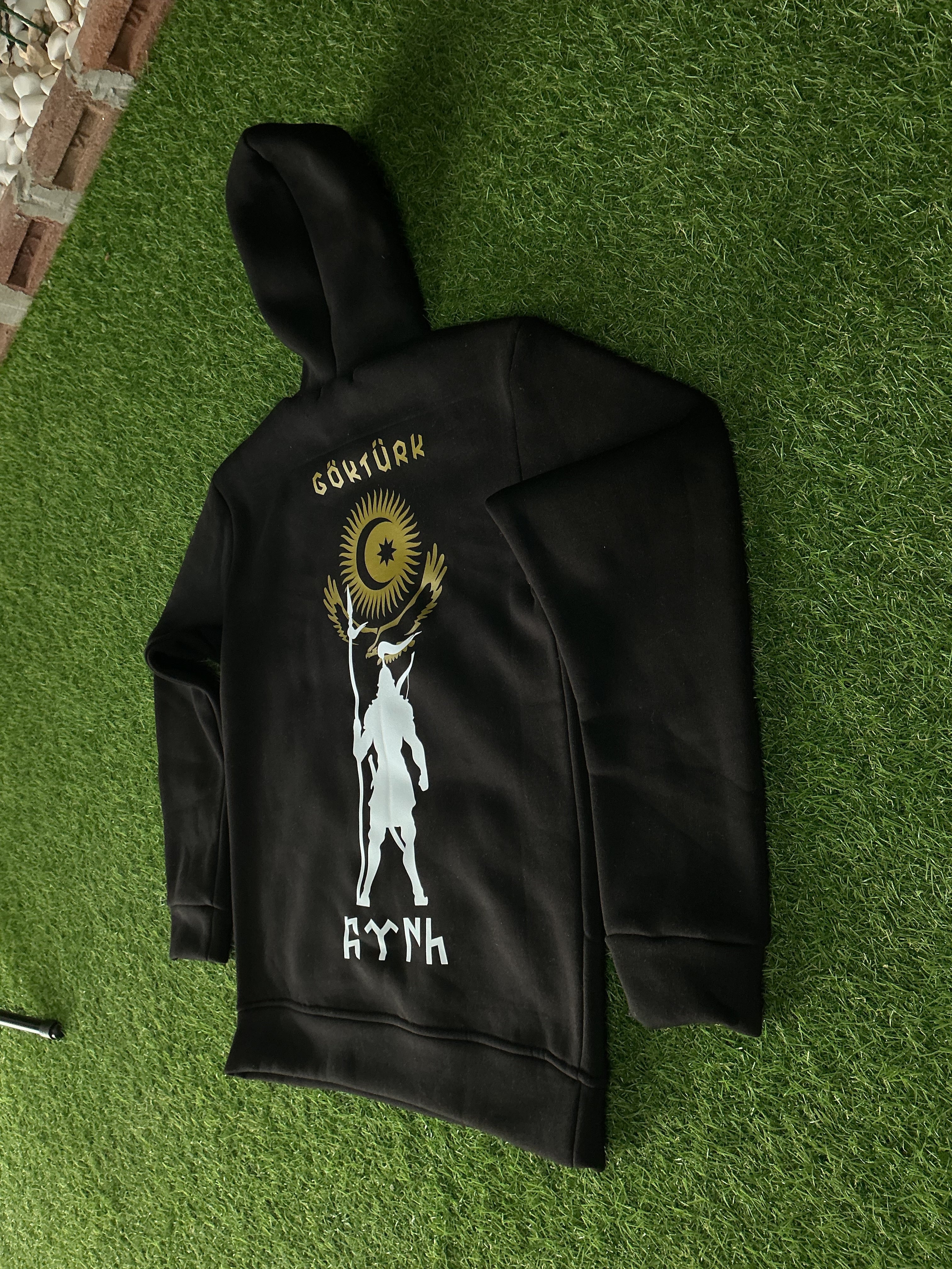 Göktürk Savaşçı Tasarımlı Hoodie – Güç ve Cesaretin Sembolü GSH1